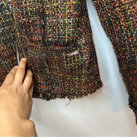 Tahari Women's Sz 8 Twill Knit Frayed Edge Zip Up Blazer Jacket Multicolor Moto - Picture 6 of 16